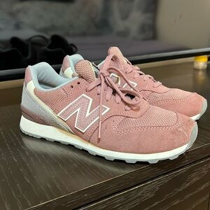 Pink New Balance 696 sneakers